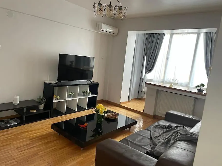 아파트 2 Bdrm Apt At Parliament Palace 부쿠레슈티